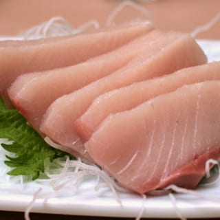 Hamachi Sashimi